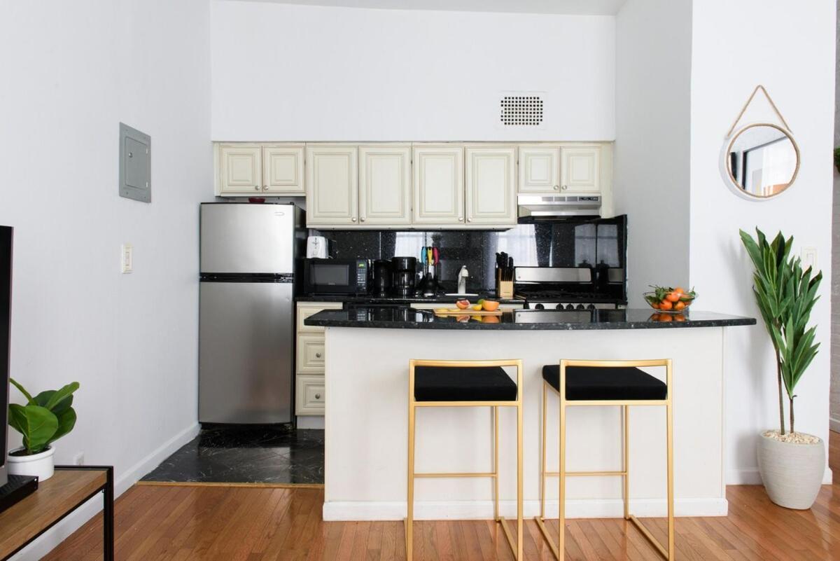 26-2b Gramercy Large 1br Wd In Unit Courtyard Apartment New York