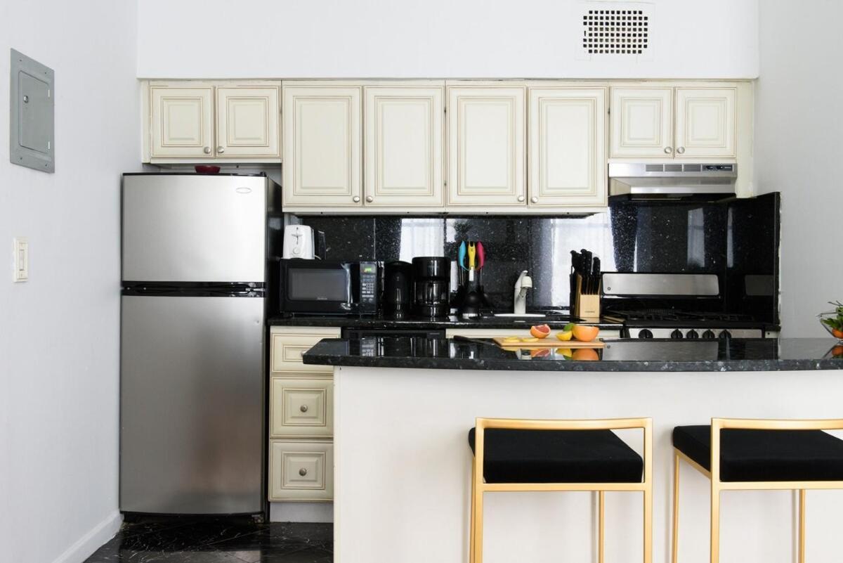 26-2b Gramercy Large 1br Wd In Unit Courtyard * New York