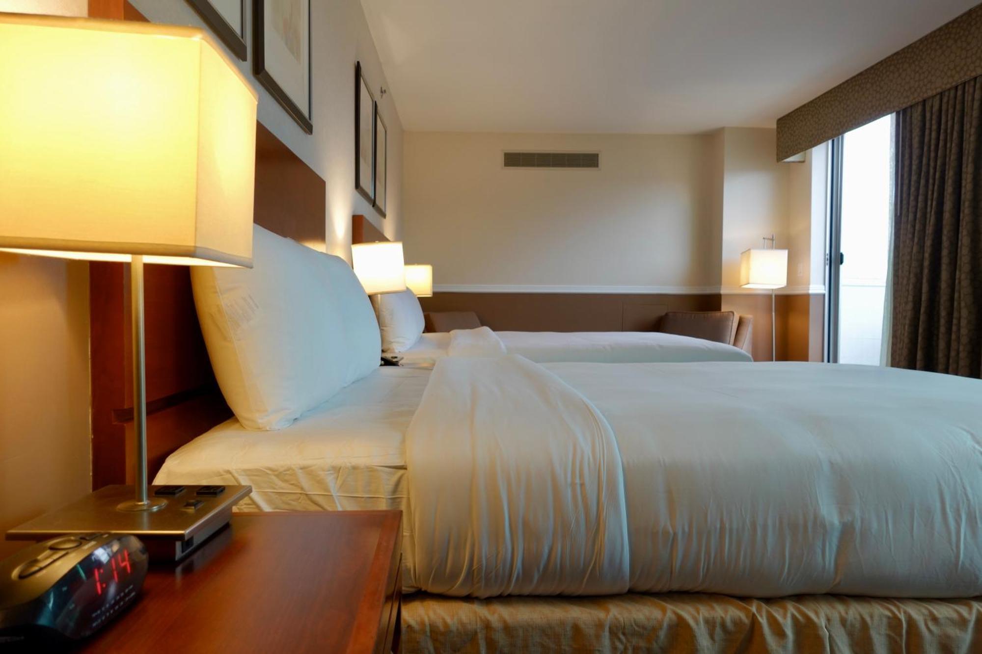 Lic Manhattan View Hotel 3*