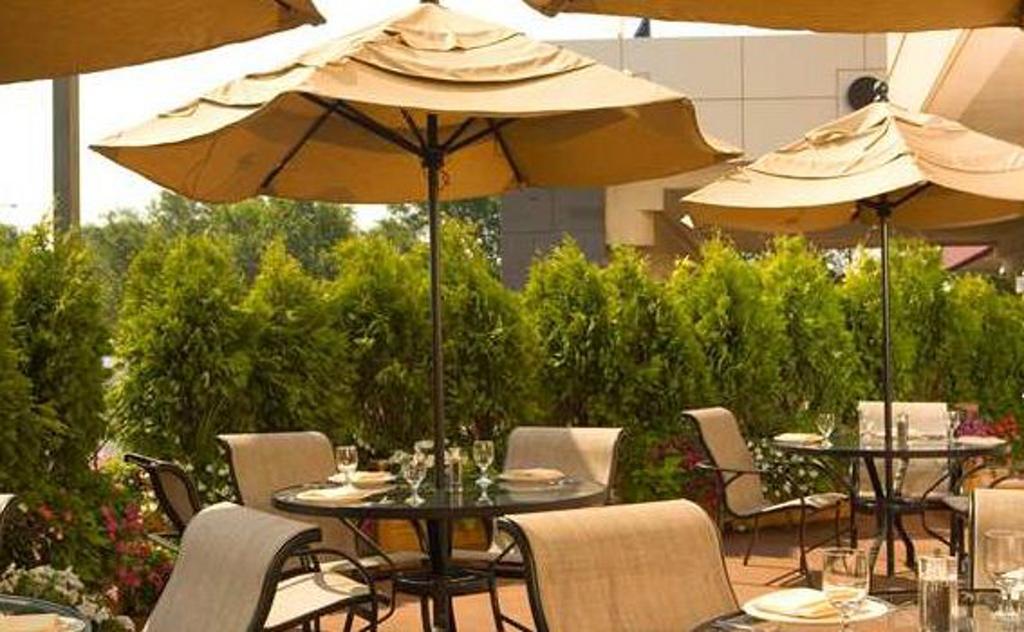 Radisson Jfk Airport Hotel 3*