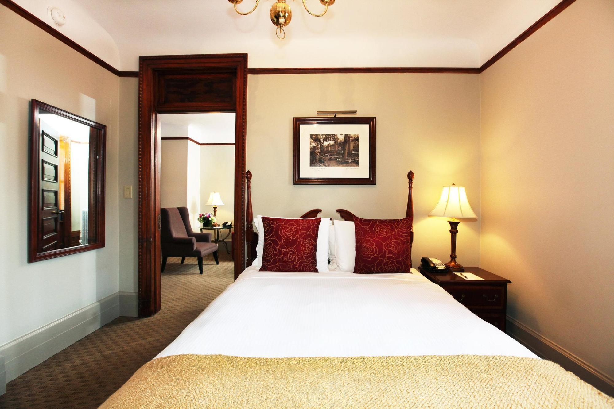 Hotel Wales 3*