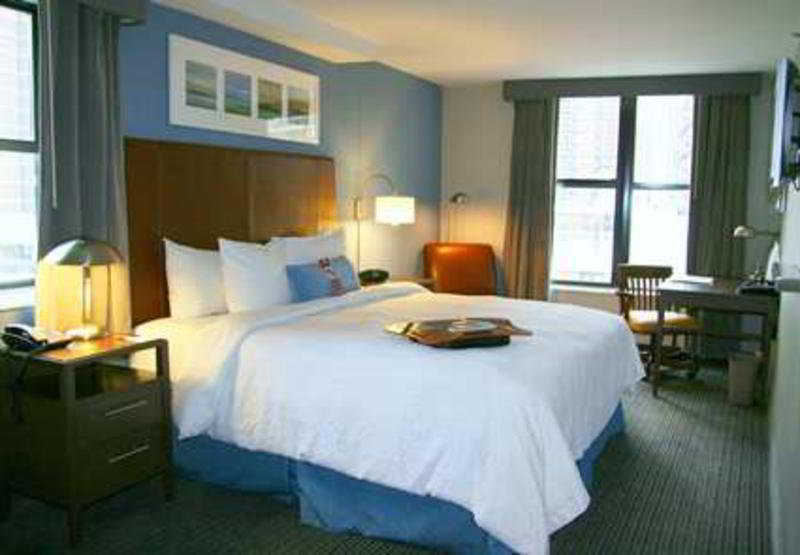 Hotel Hampton Seaport Financial District