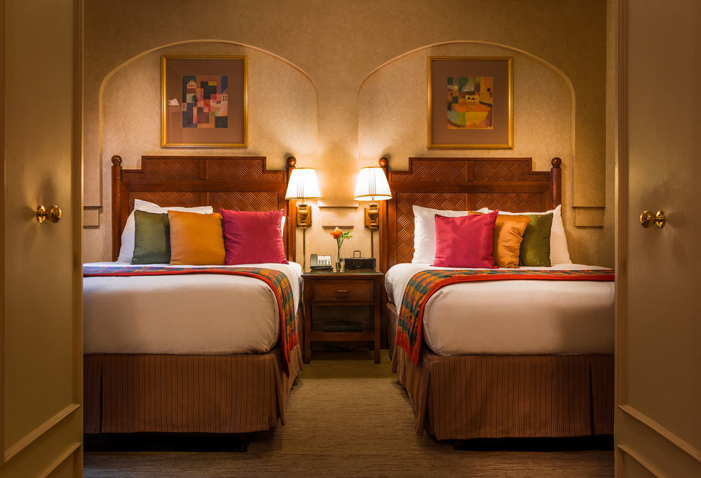 Hotel Casablanca By Library Collection 4*