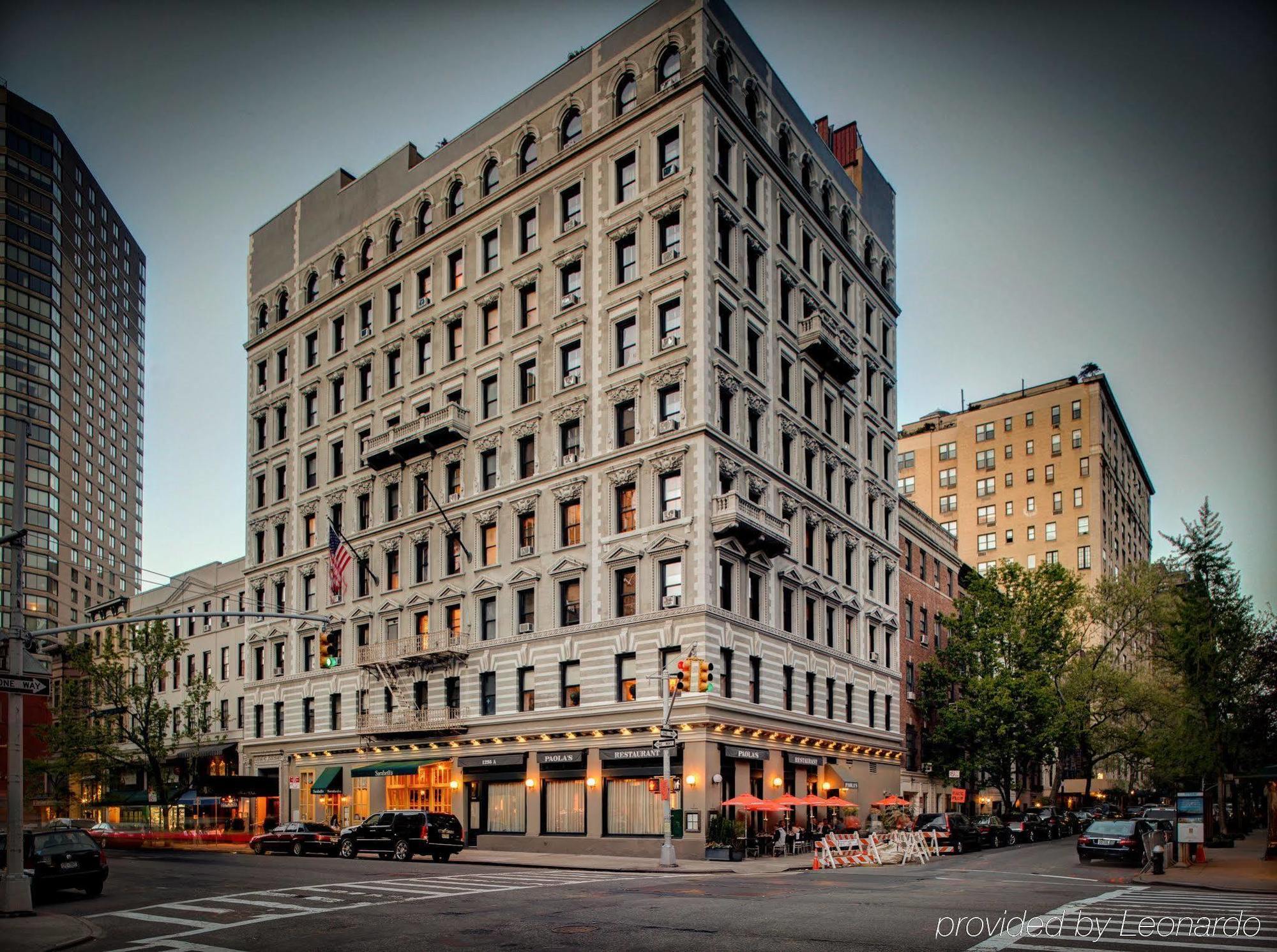 Wales Hotel 3*