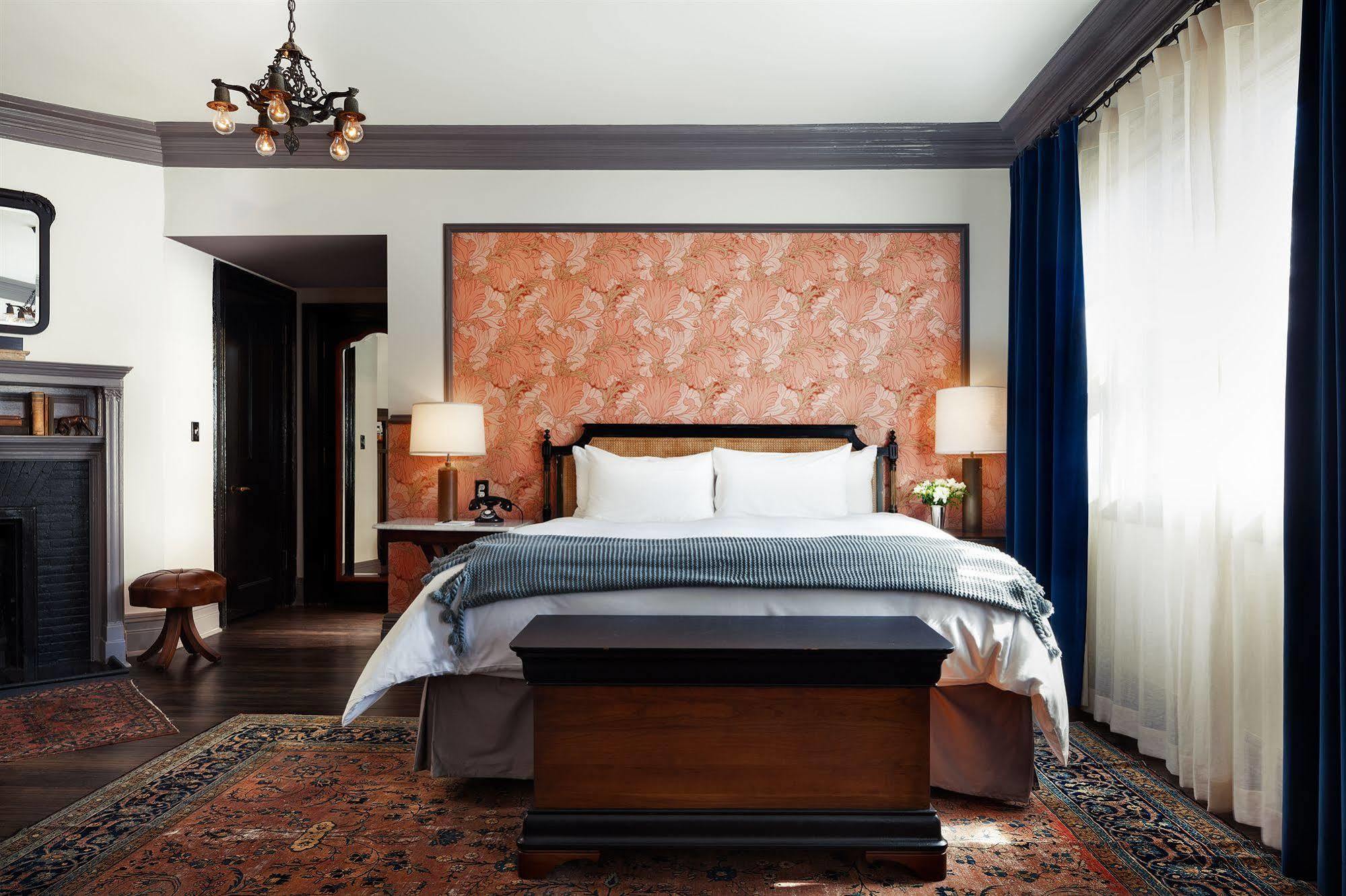 Hotel The High Line 4*