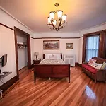 Lefferts Gardens Residence