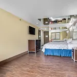 Brooklyn Broadway Hotel