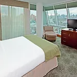 Lic Manhattan View Hotel