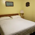 Harbor House Bed And Breakfast
