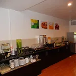 Quality Inn Near Sunset Park