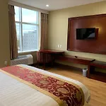 The Queens Hotel