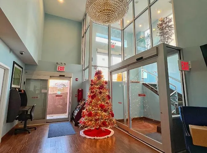 Ozone Inn & Suites