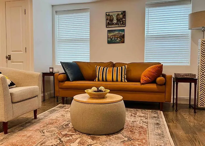Cozy Nyc Apt, Carroll Gardens - Long & Short-Term