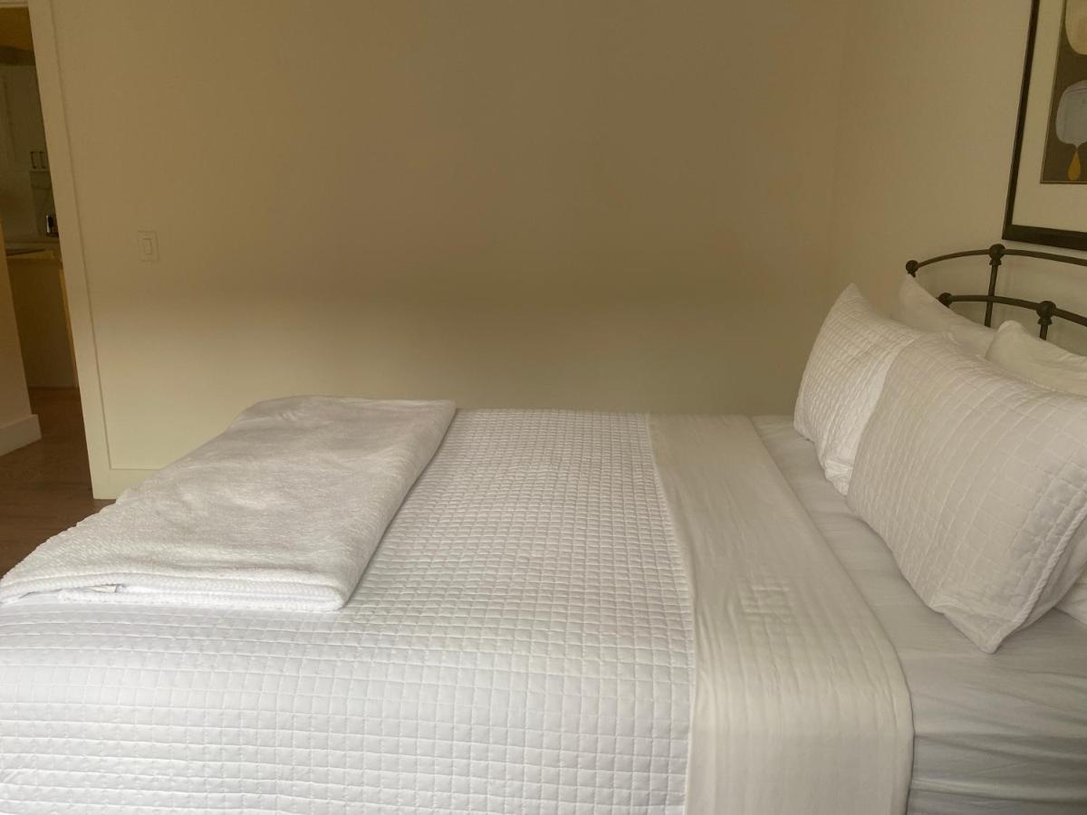 Central Park 30 Day Stays Apartment
