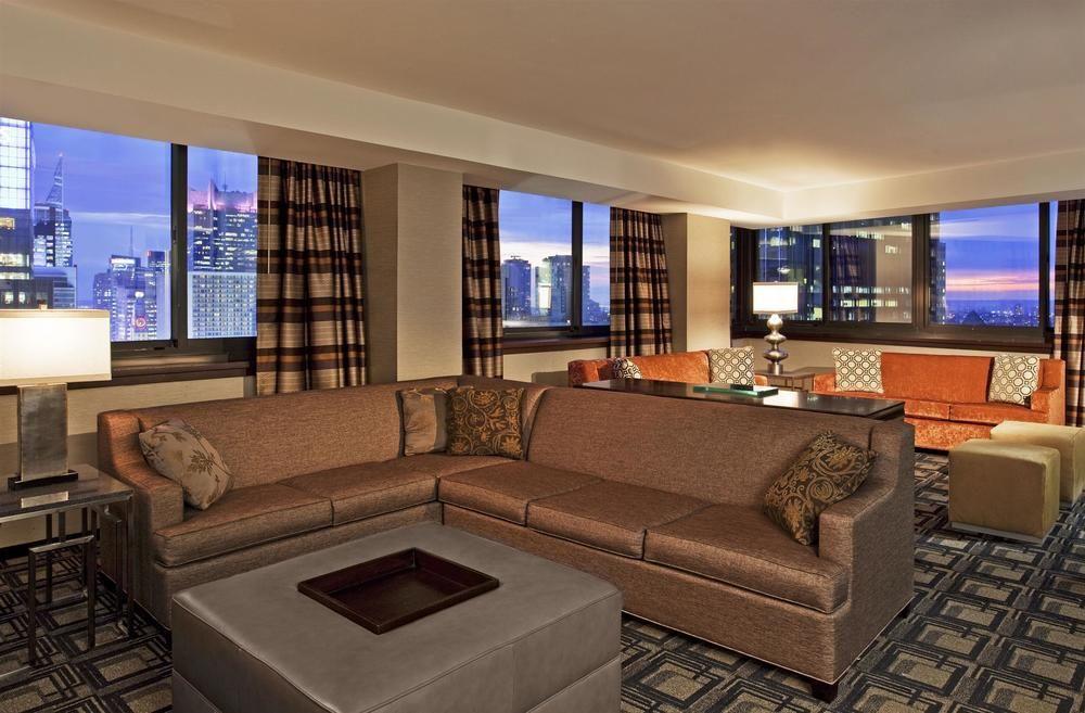 Sheraton Times Square 4*