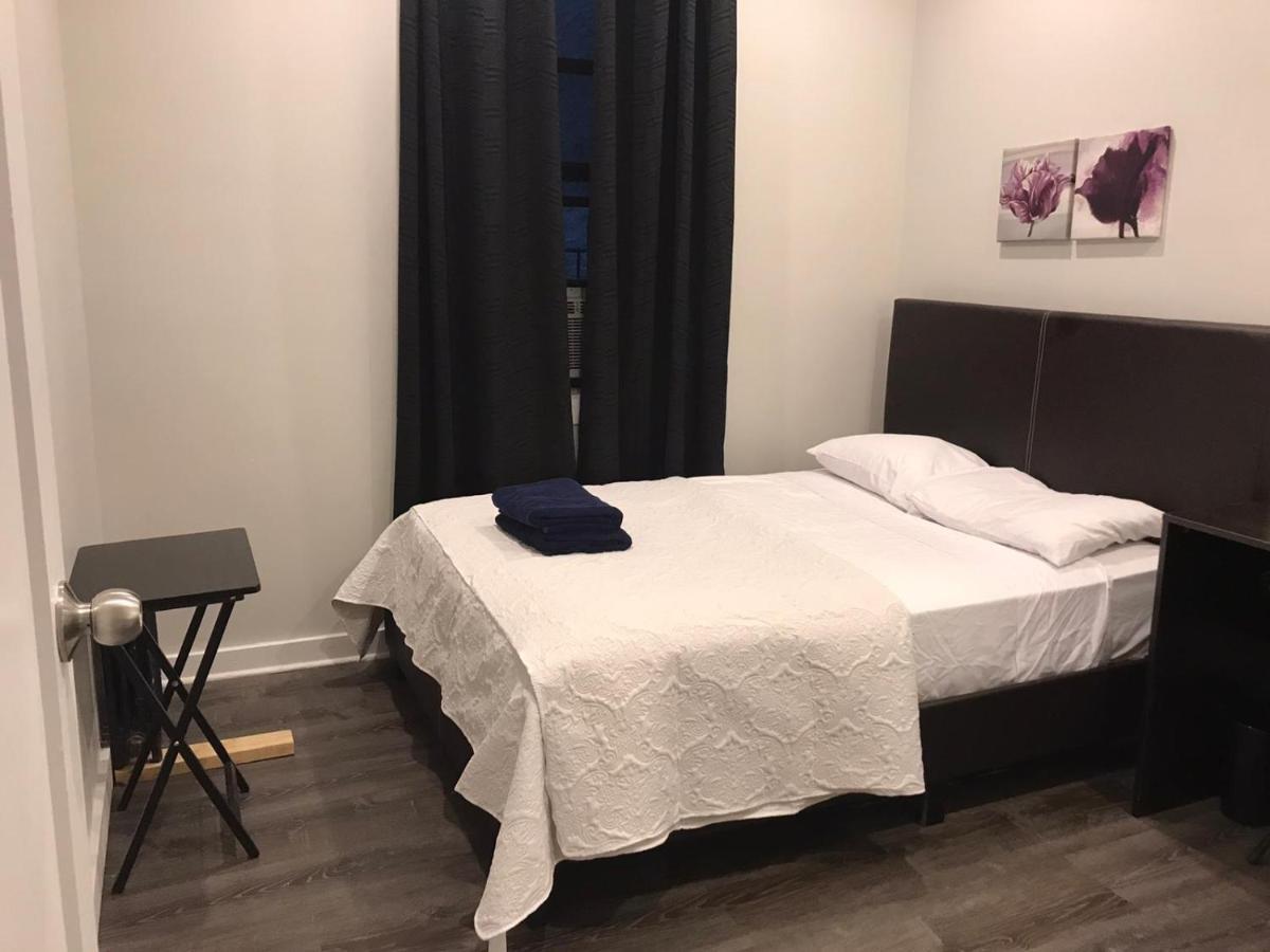 Private Bedroom In City Hostel *
