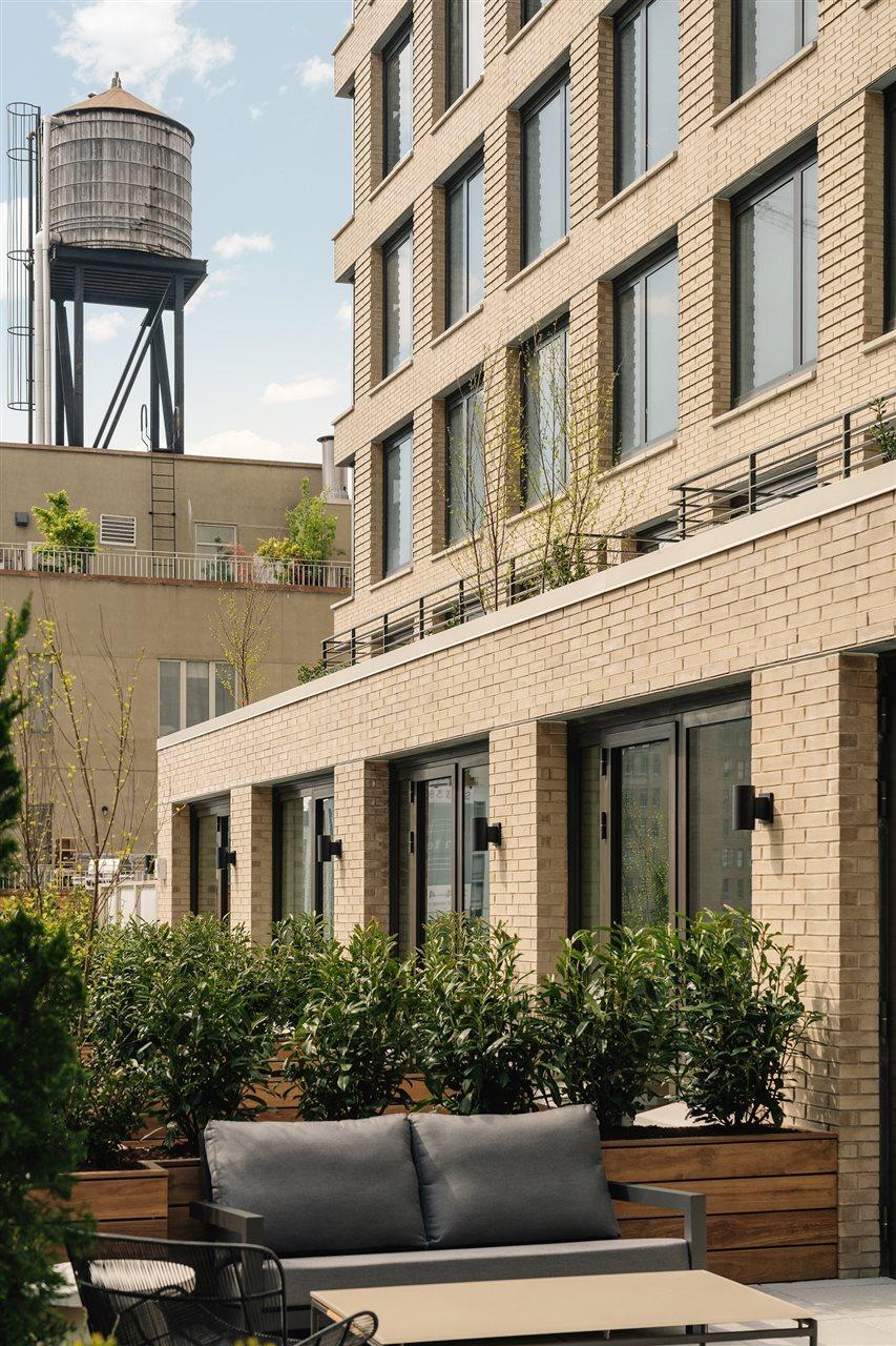 Arlo Midtown Hotel