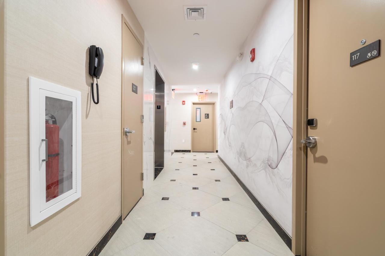 Hotel Ninety Five Near Parkchester 4*