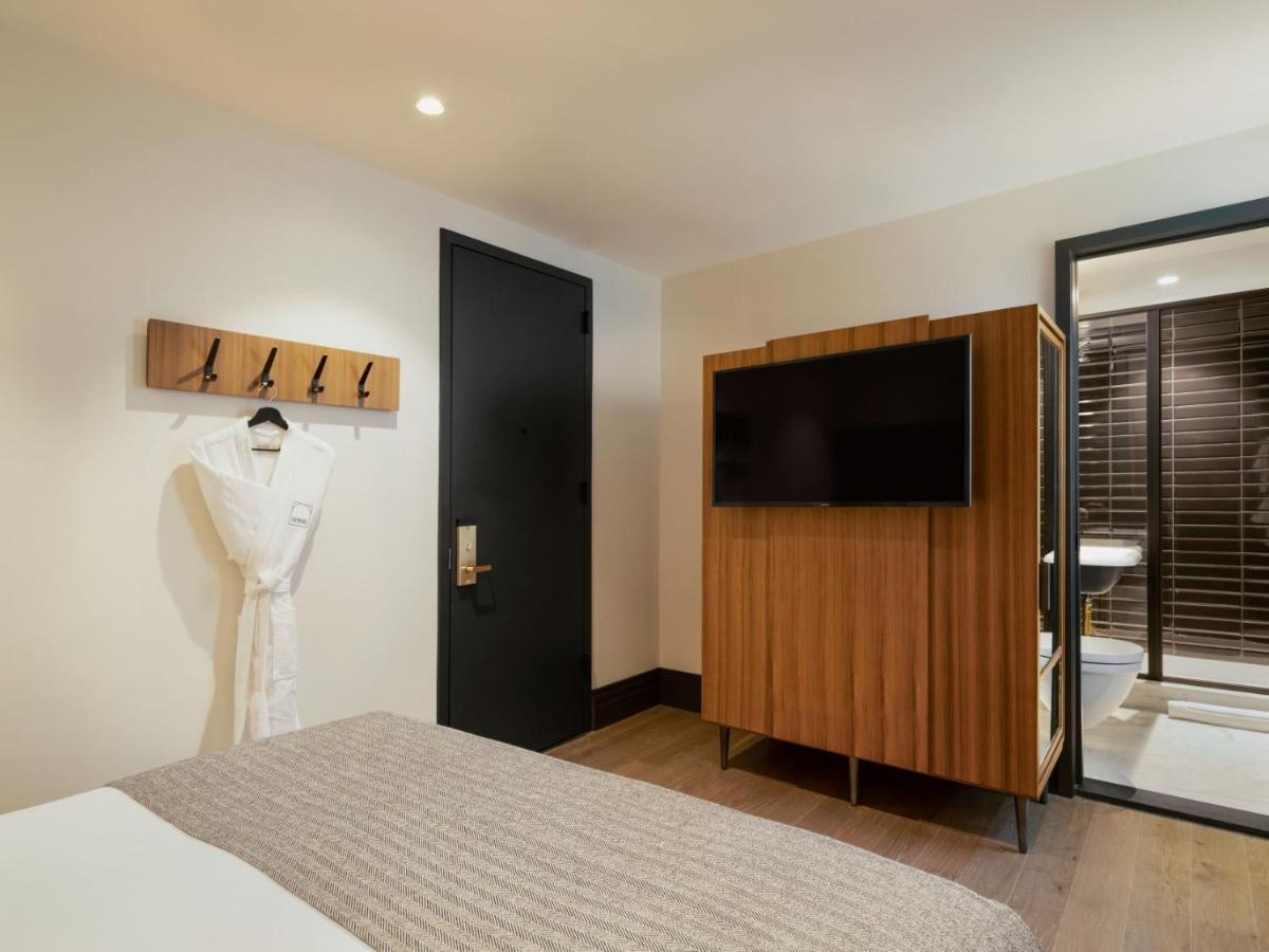 Hotel The Moore