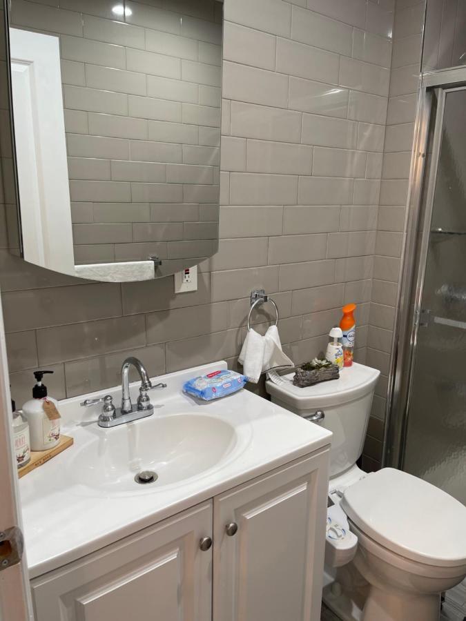 Privatunterkunft Lovely And Comfort 10 Min Lga,20 Min Manhattan New York