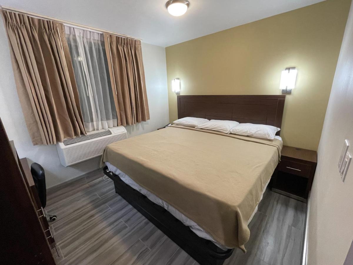369 Brooklyn Hotel 3*