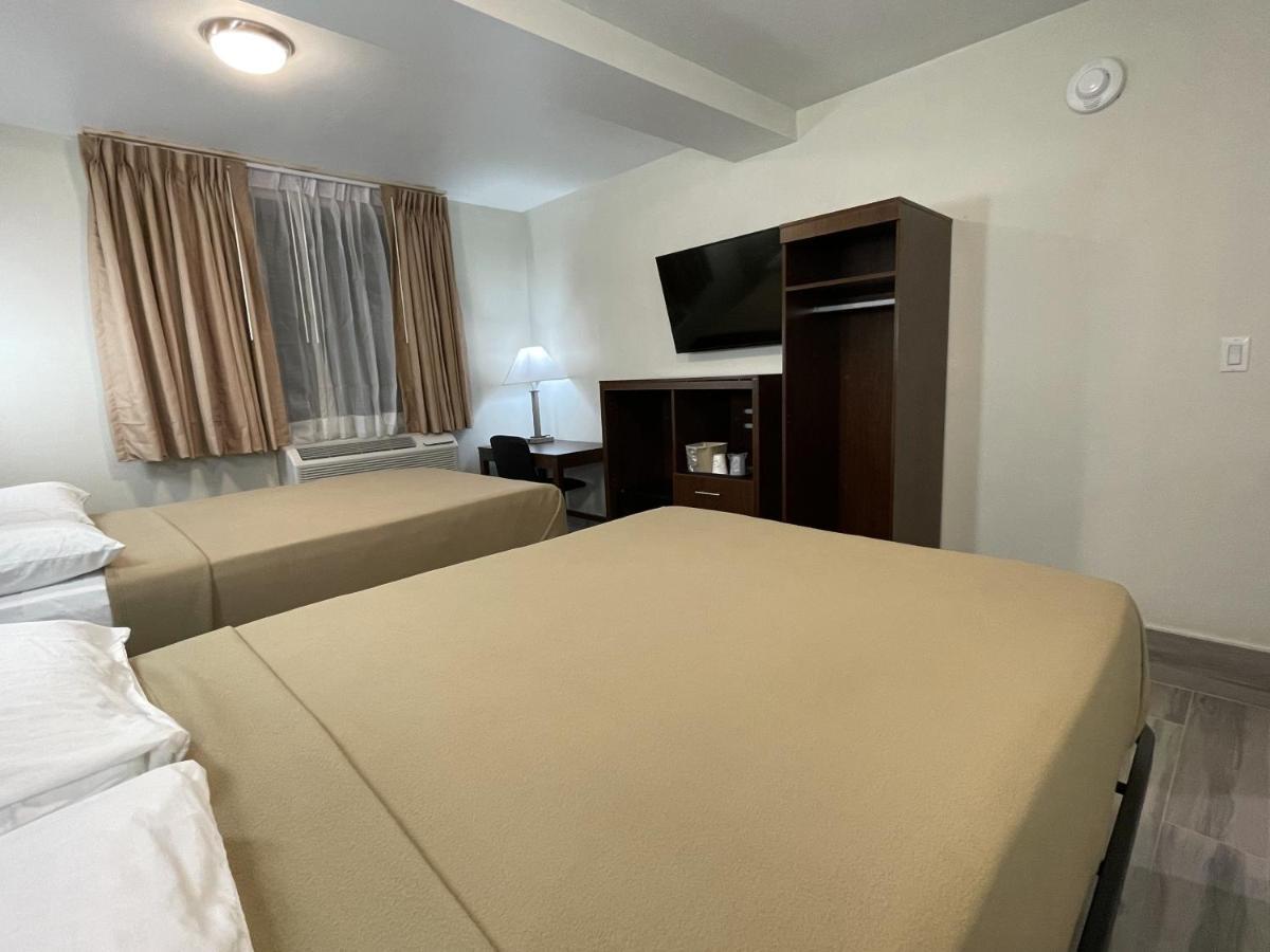 Hotel 369 Brooklyn