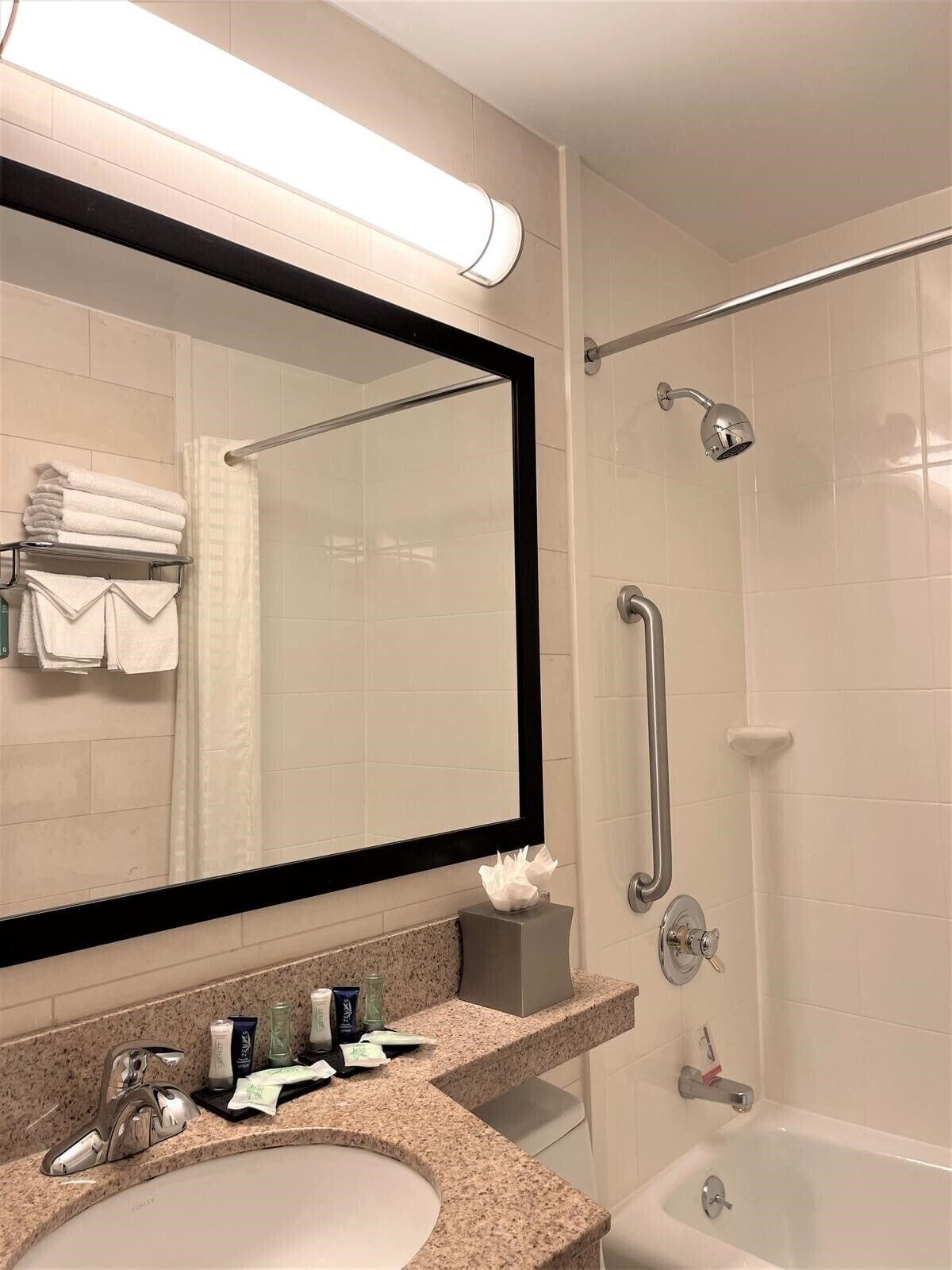 Sleep Long Island - Manhattan View Hotel 3*