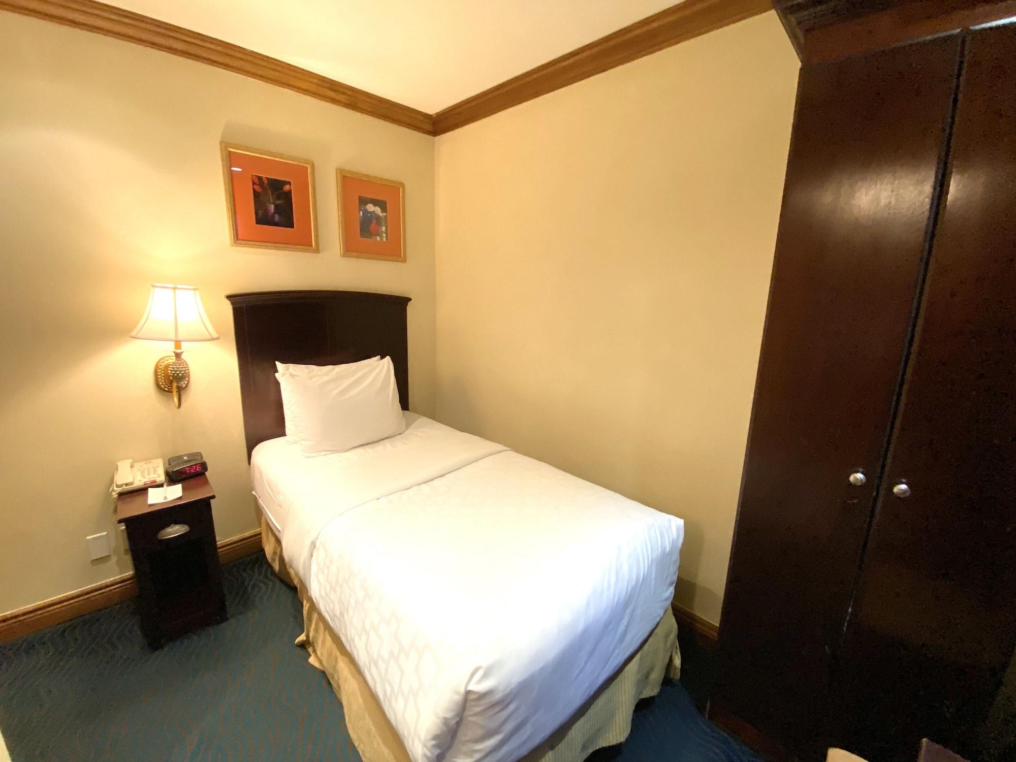 Hotel Clarion Park Avenue 2*