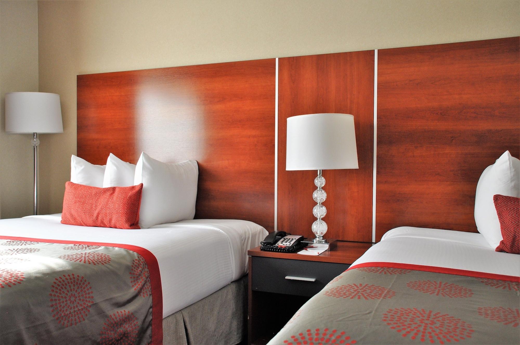 Ramada By Wyndham Staten Island Hotel 3*