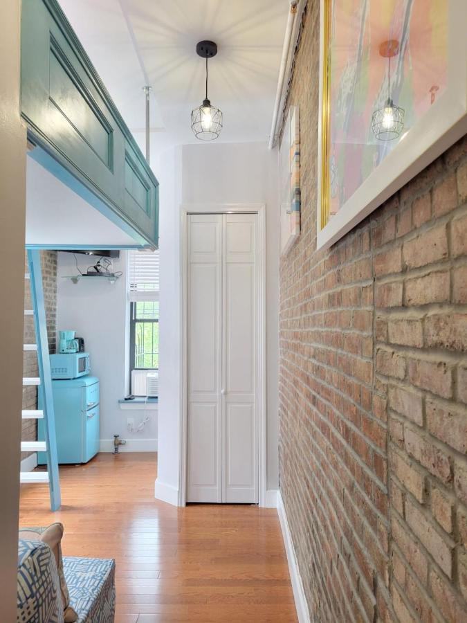 Harlem Apartment *