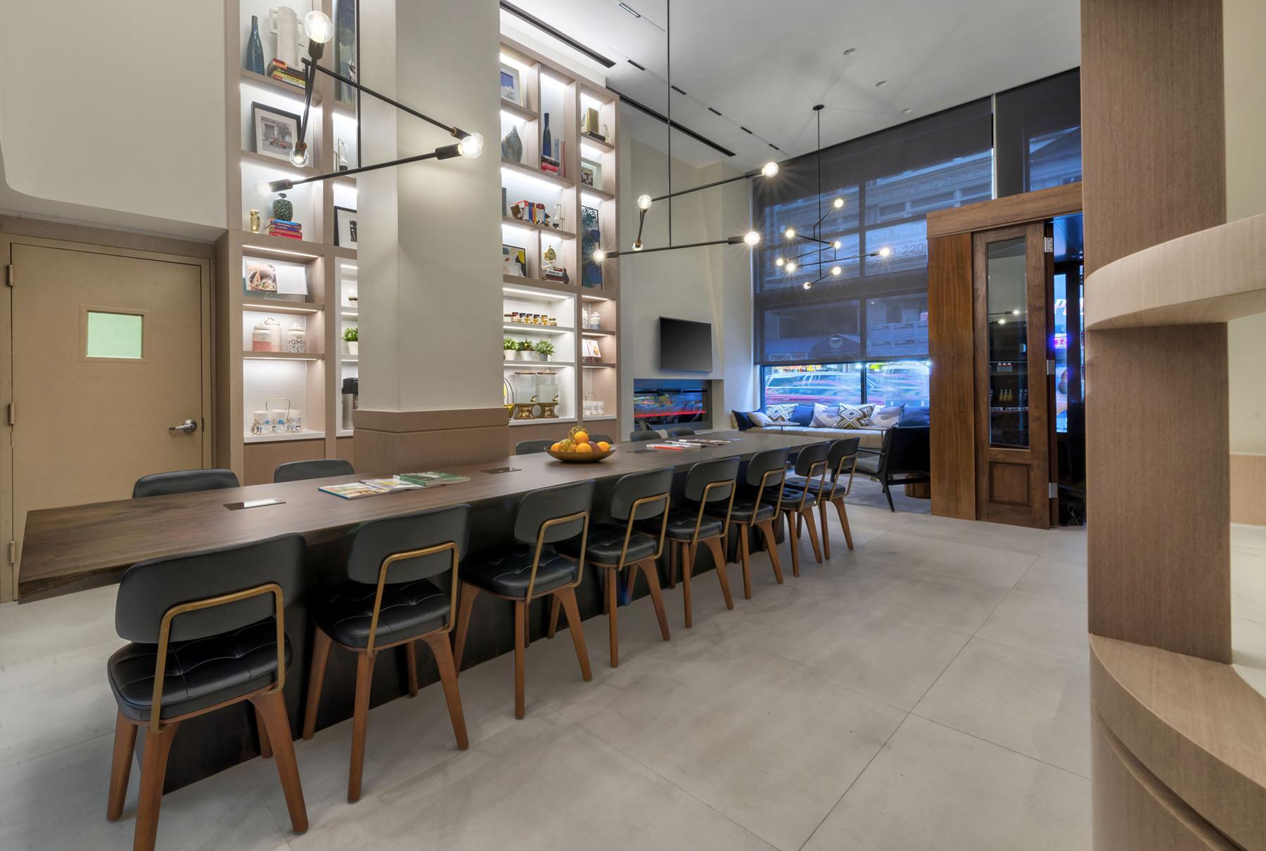 Citadines Connect Fifth Avenue Hotel