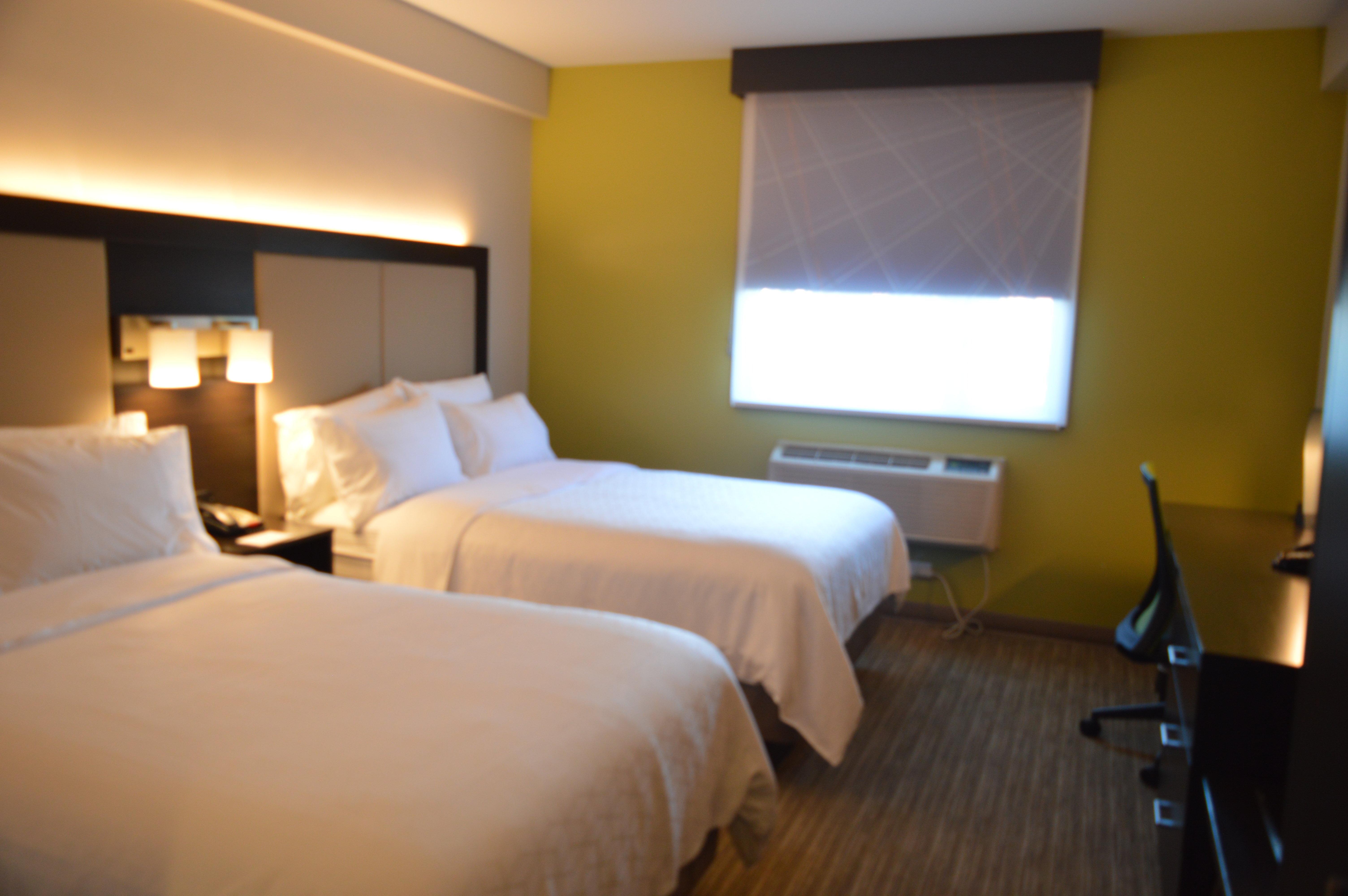 Holiday Express Maspeth By Ihg 2*