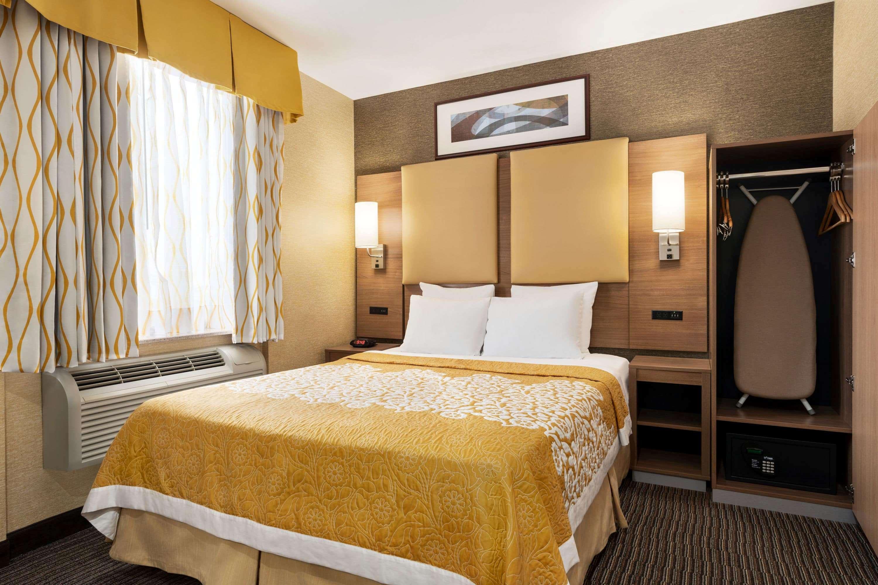 Days By Wyndham Brooklyn New York
