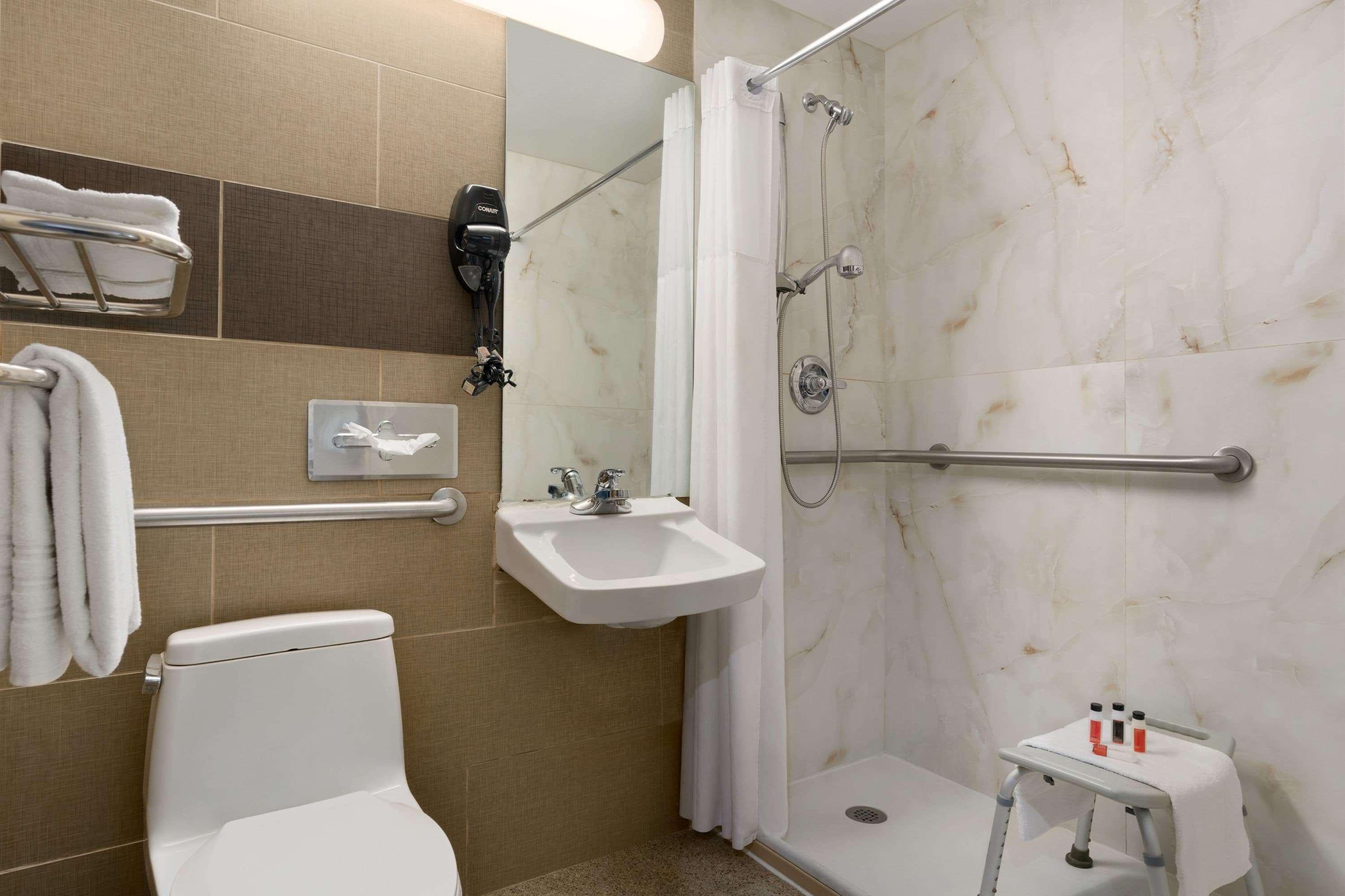 Days By Wyndham Brooklyn Hotel 2*