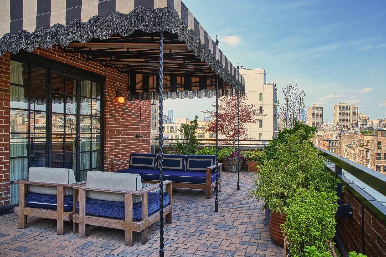 Soho Grand Hotel 4*