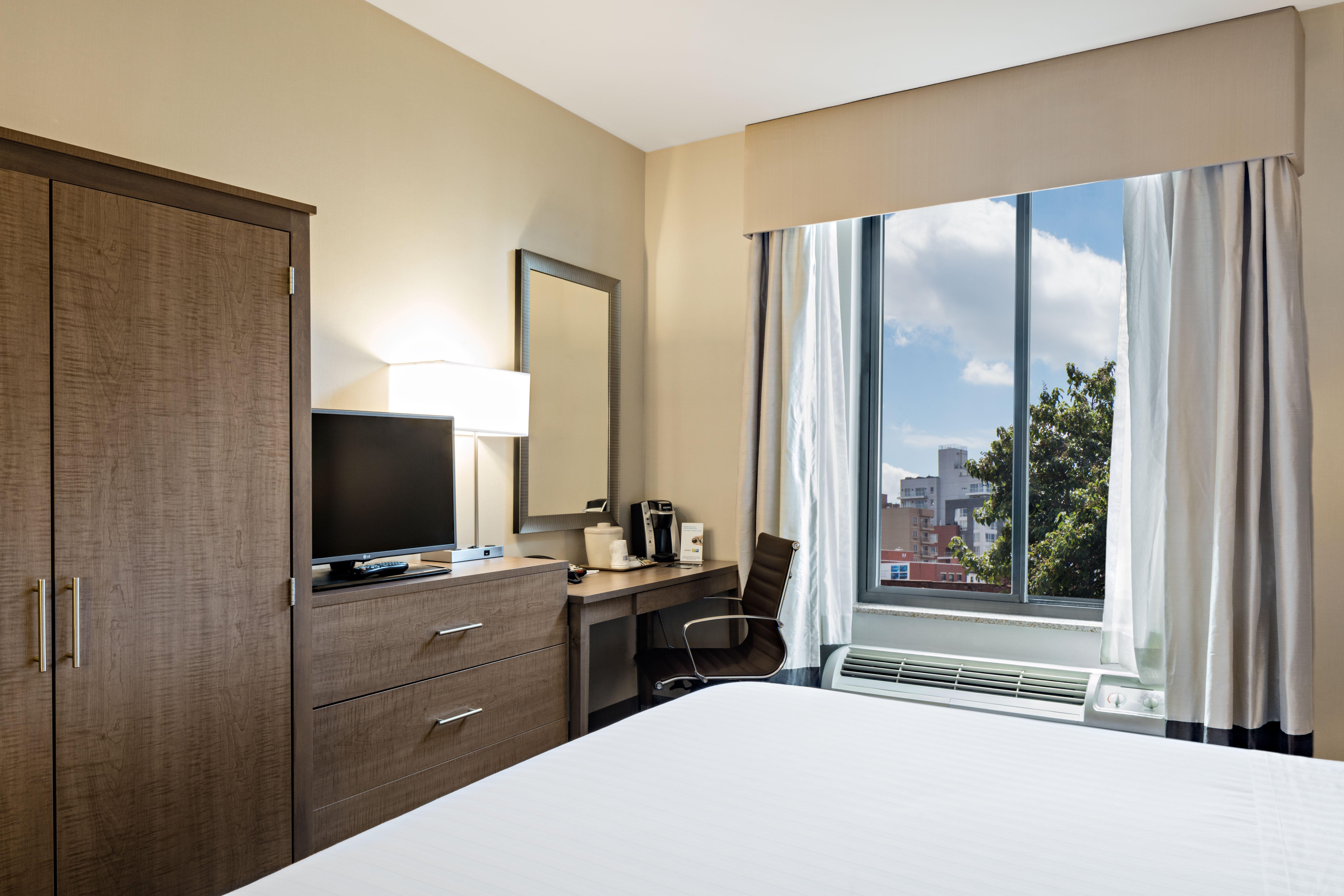 Holiday Express Brooklyn, An Ihg Hotel