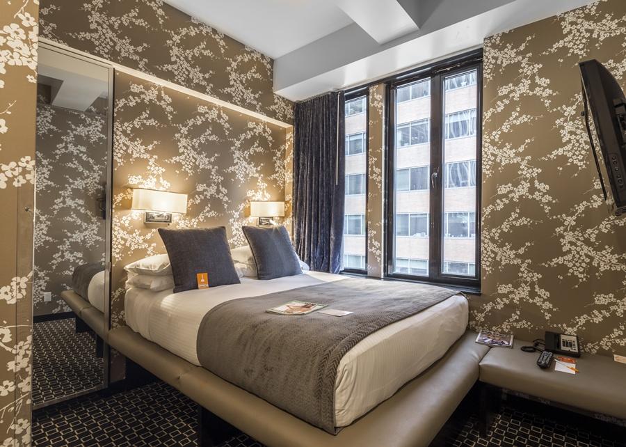 45 Times Square Hotel 3*