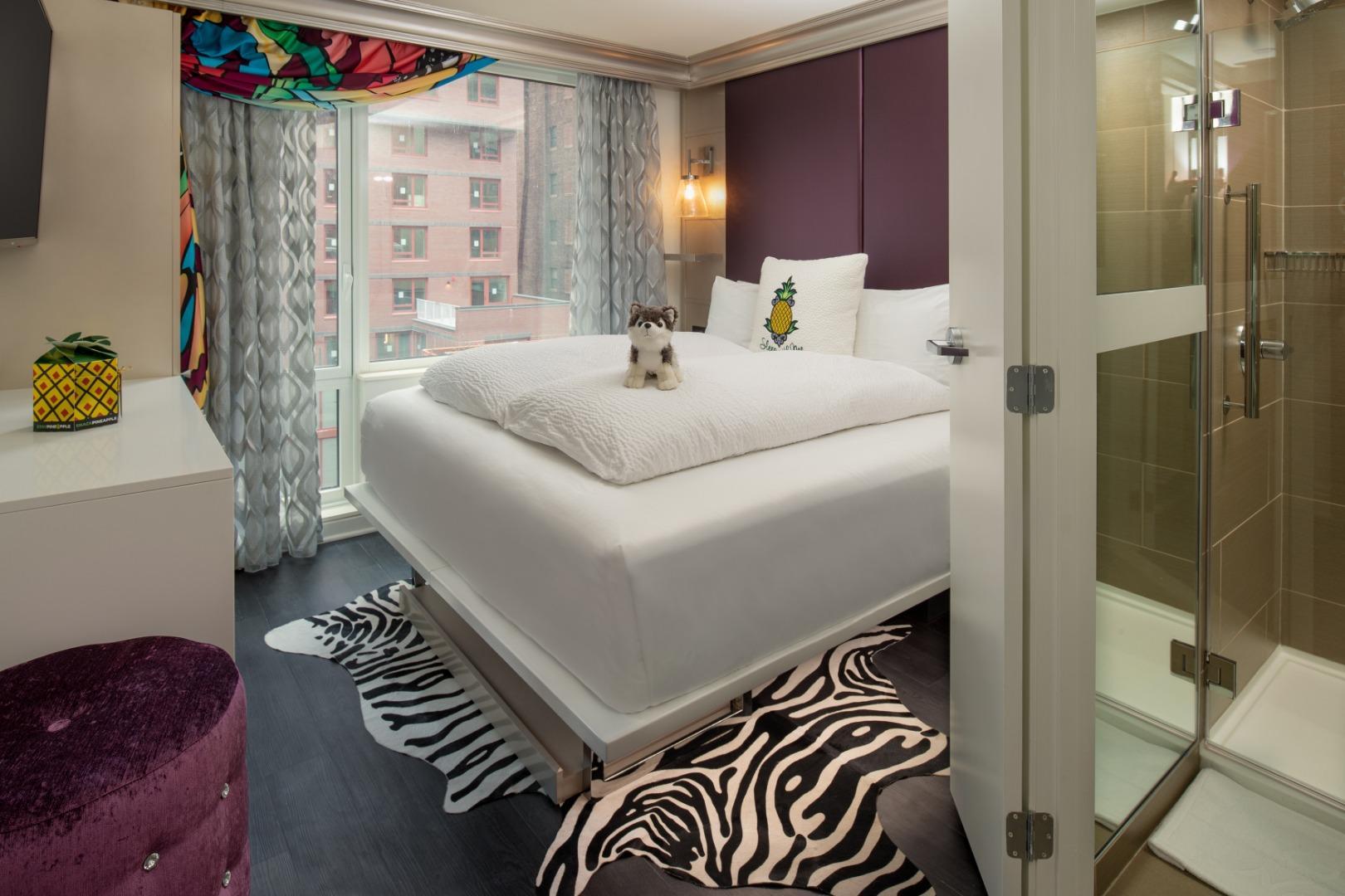 Staypineapple, An Artful Hotel, Midtown New York