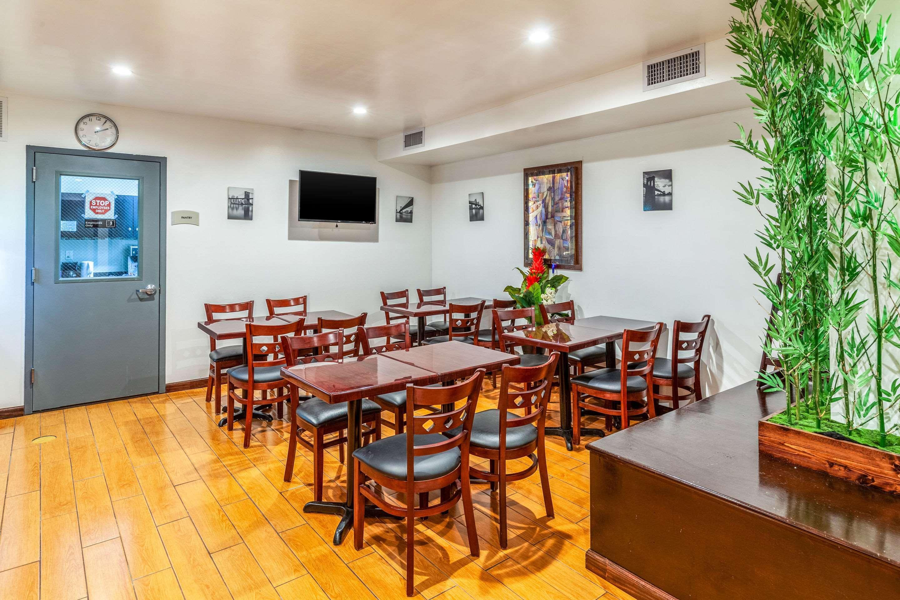 Quality Near Sunset Park 3* New York