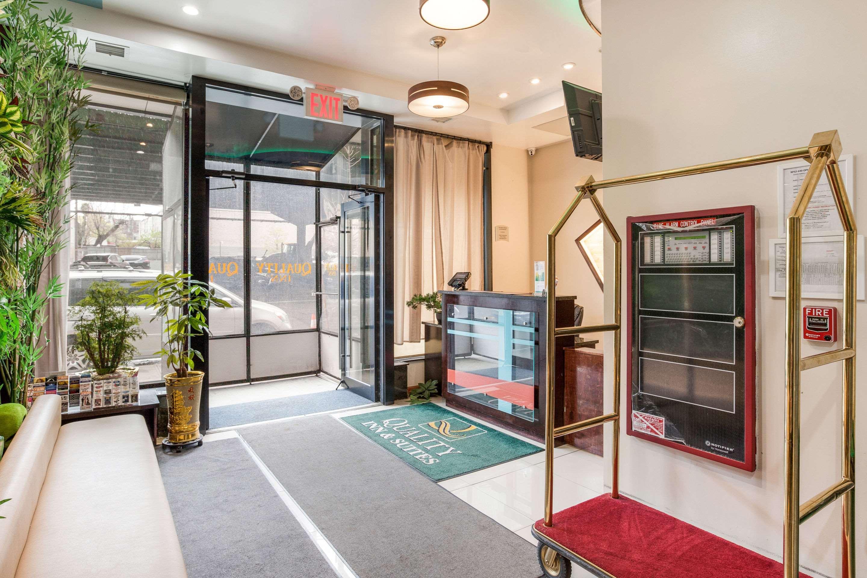 Hotel Quality Near Sunset Park New York