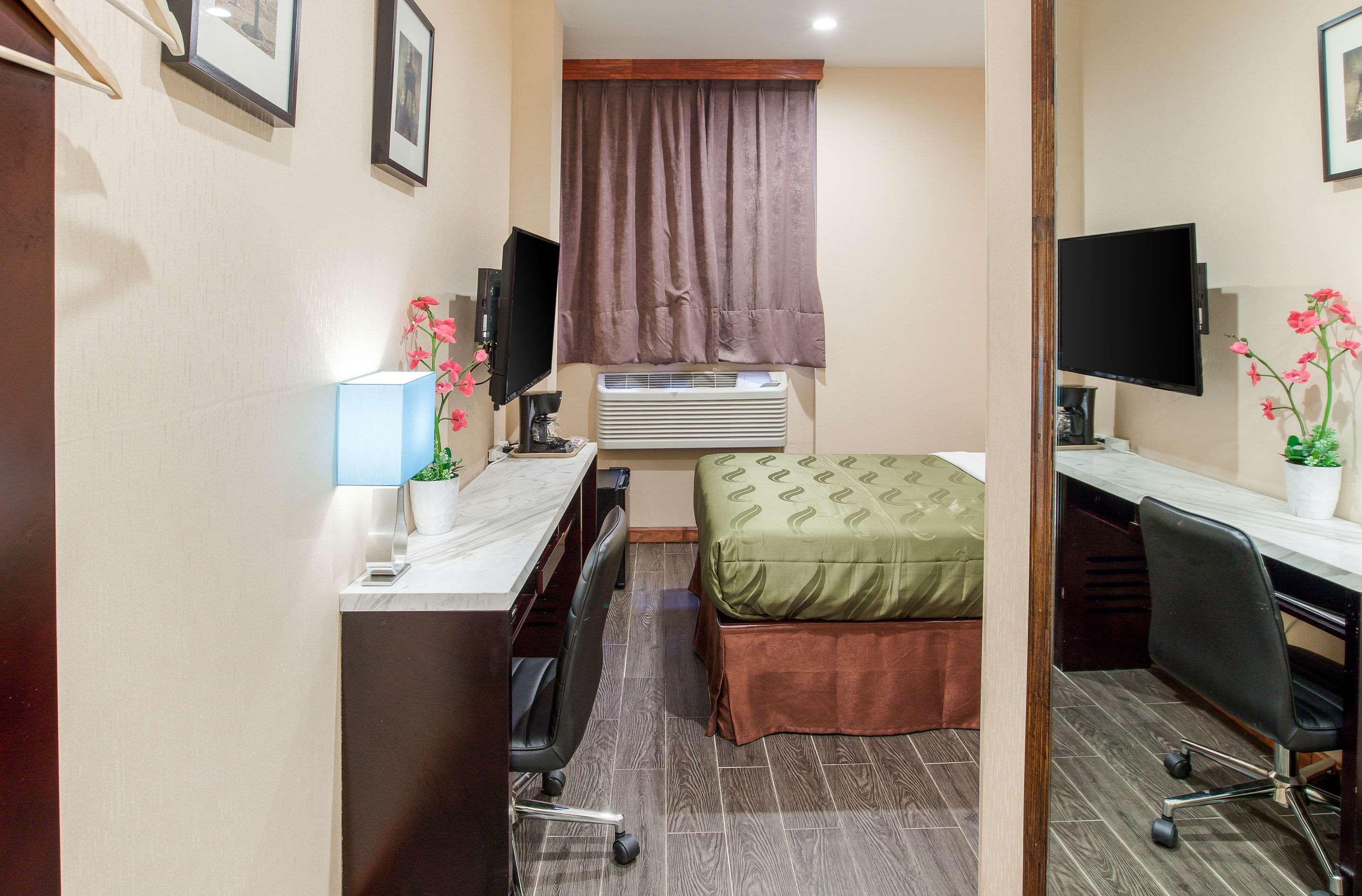 Hotel Quality Near Sunset Park New York