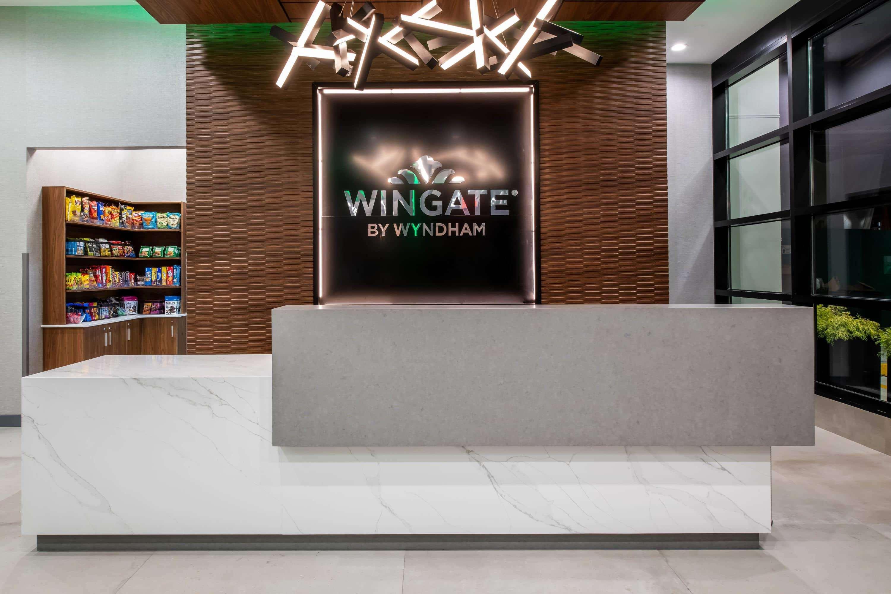 Wingate By Wyndham Long Island 3*