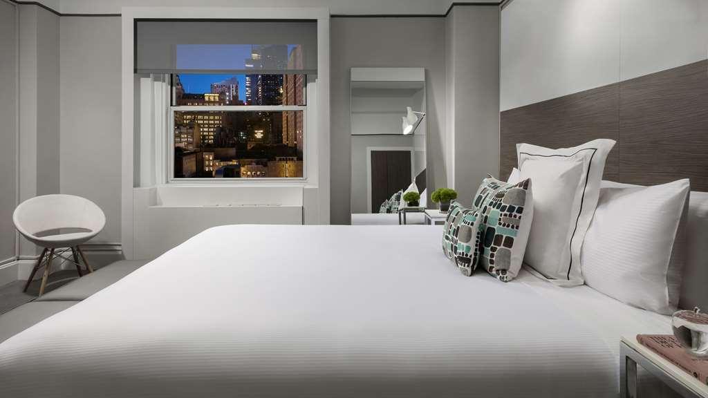 Paramount Times Square Hotel 4*