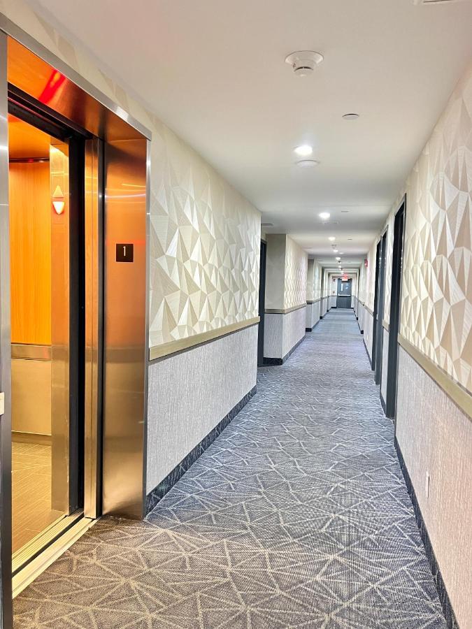 Vybe Hotel