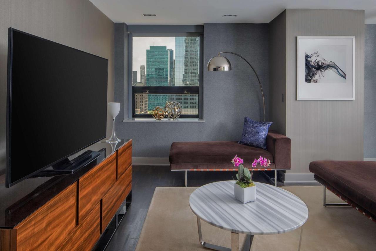 Hyatt Grand Central Hotel 4*