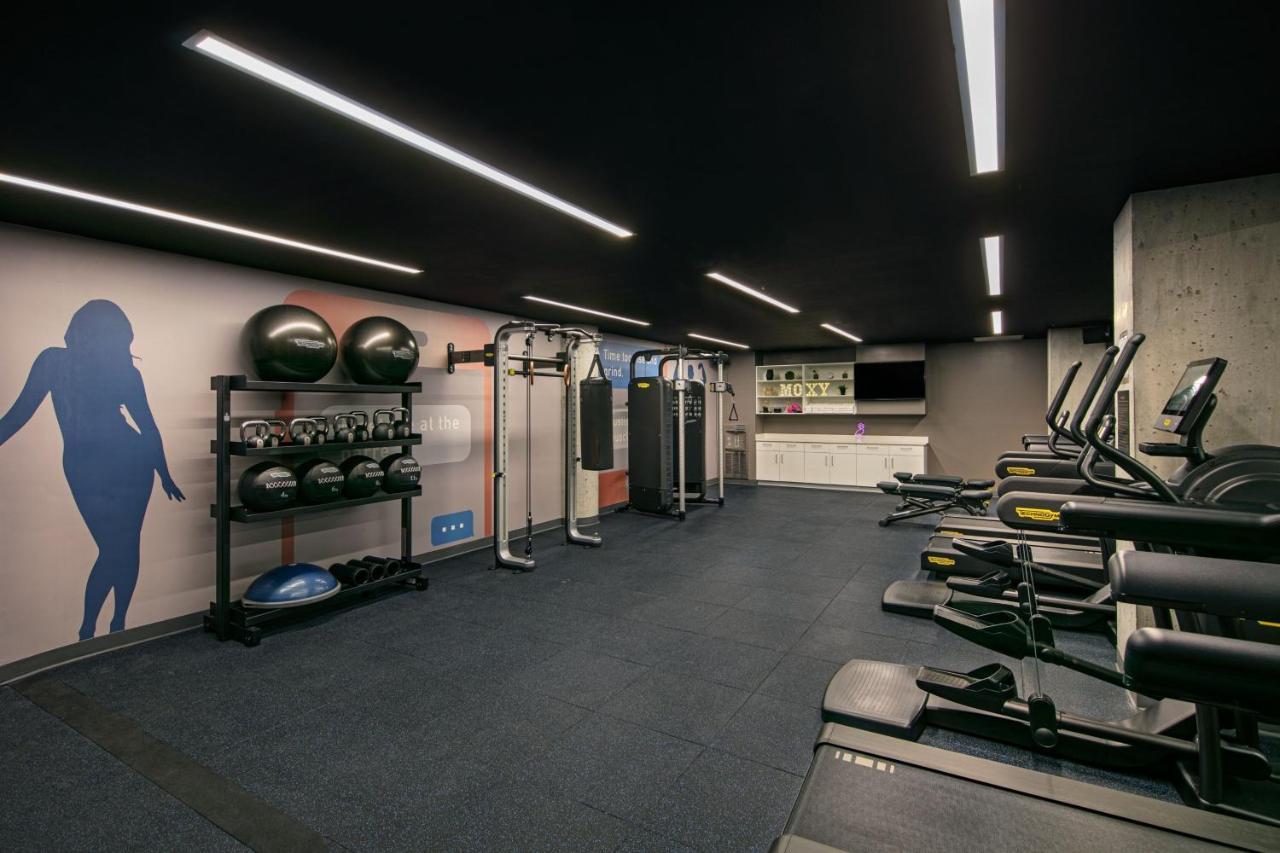 Moxy Nyc Lower East Side Hotel 4*