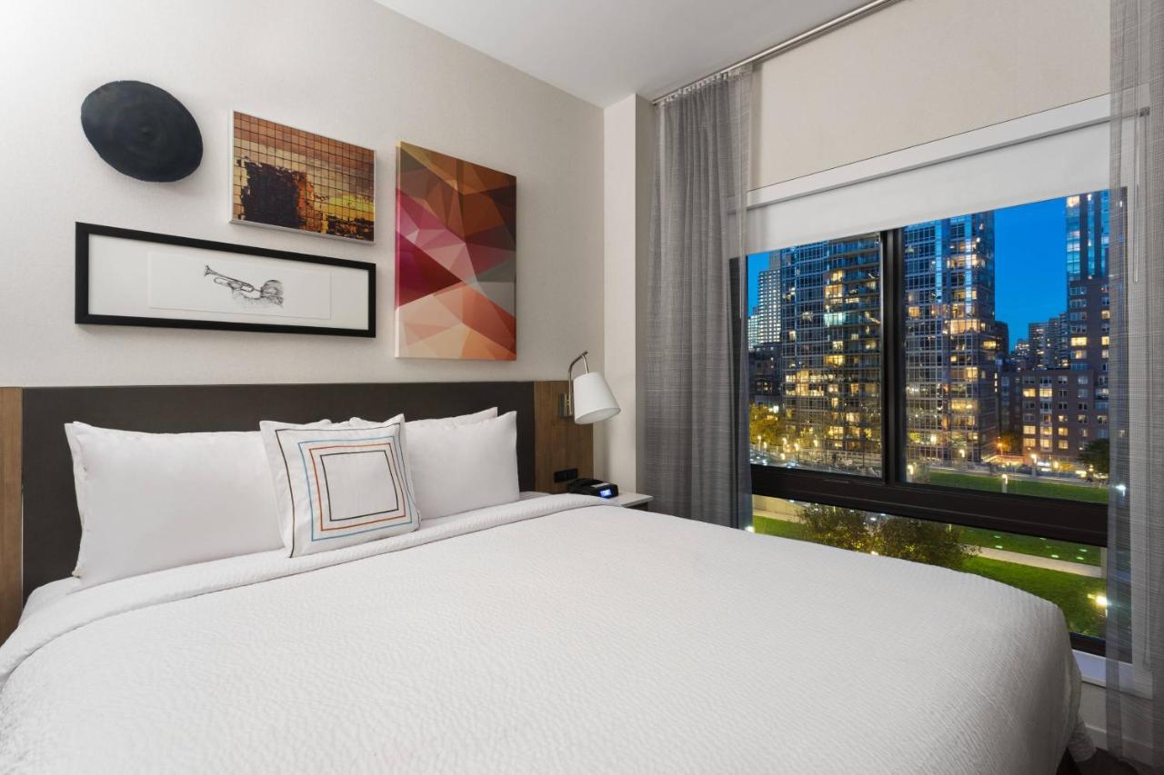 Fairfield & By Marriott Manhattan/central Park New York