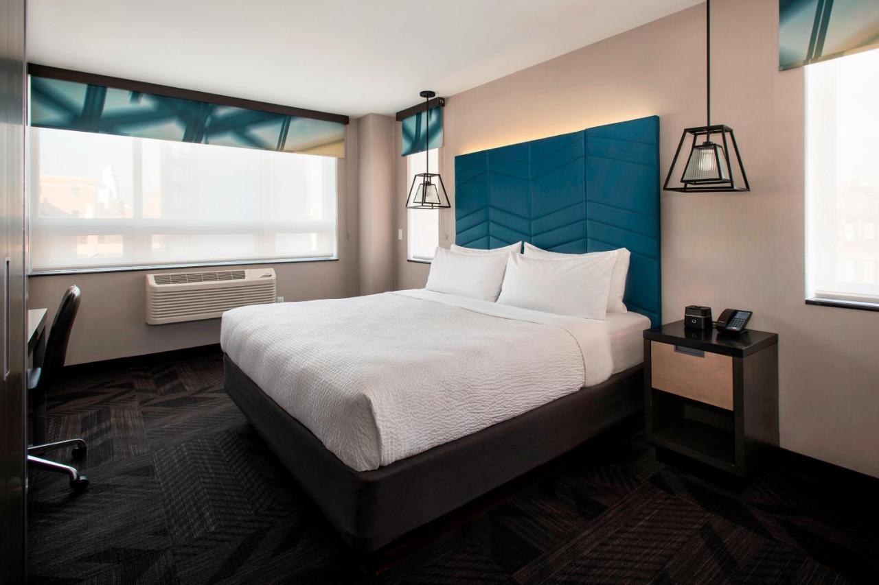 Four Points By Sheraton Manhattan Soho Village Hotel 3*