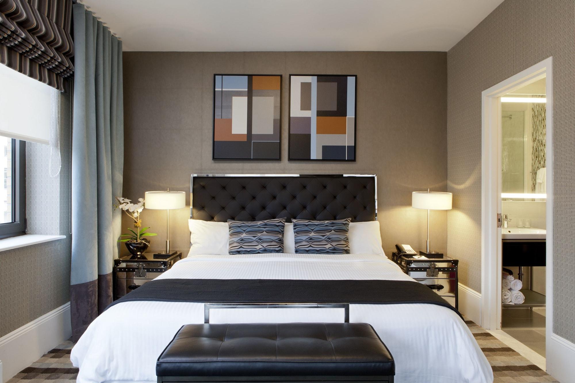Broadway Plaza 4*