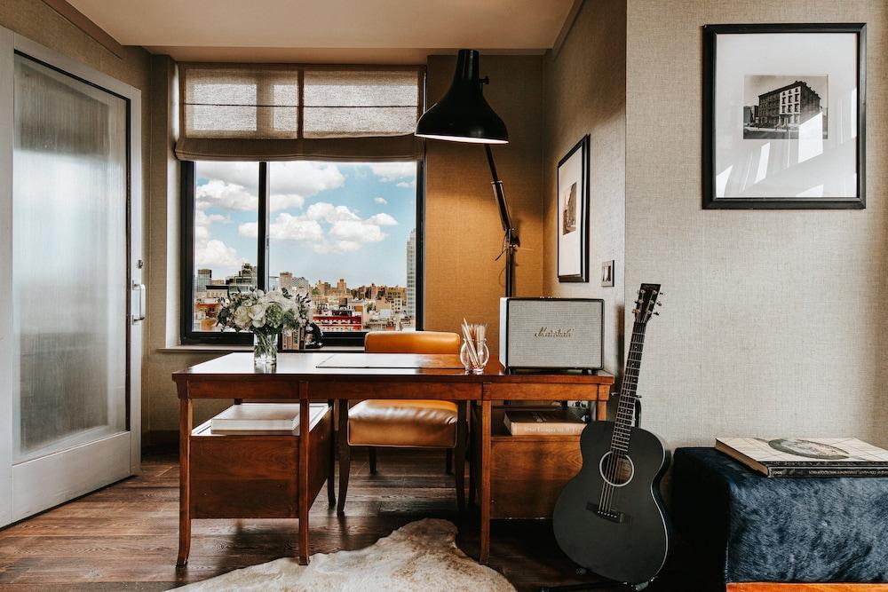 Hotel Soho Grand 4*